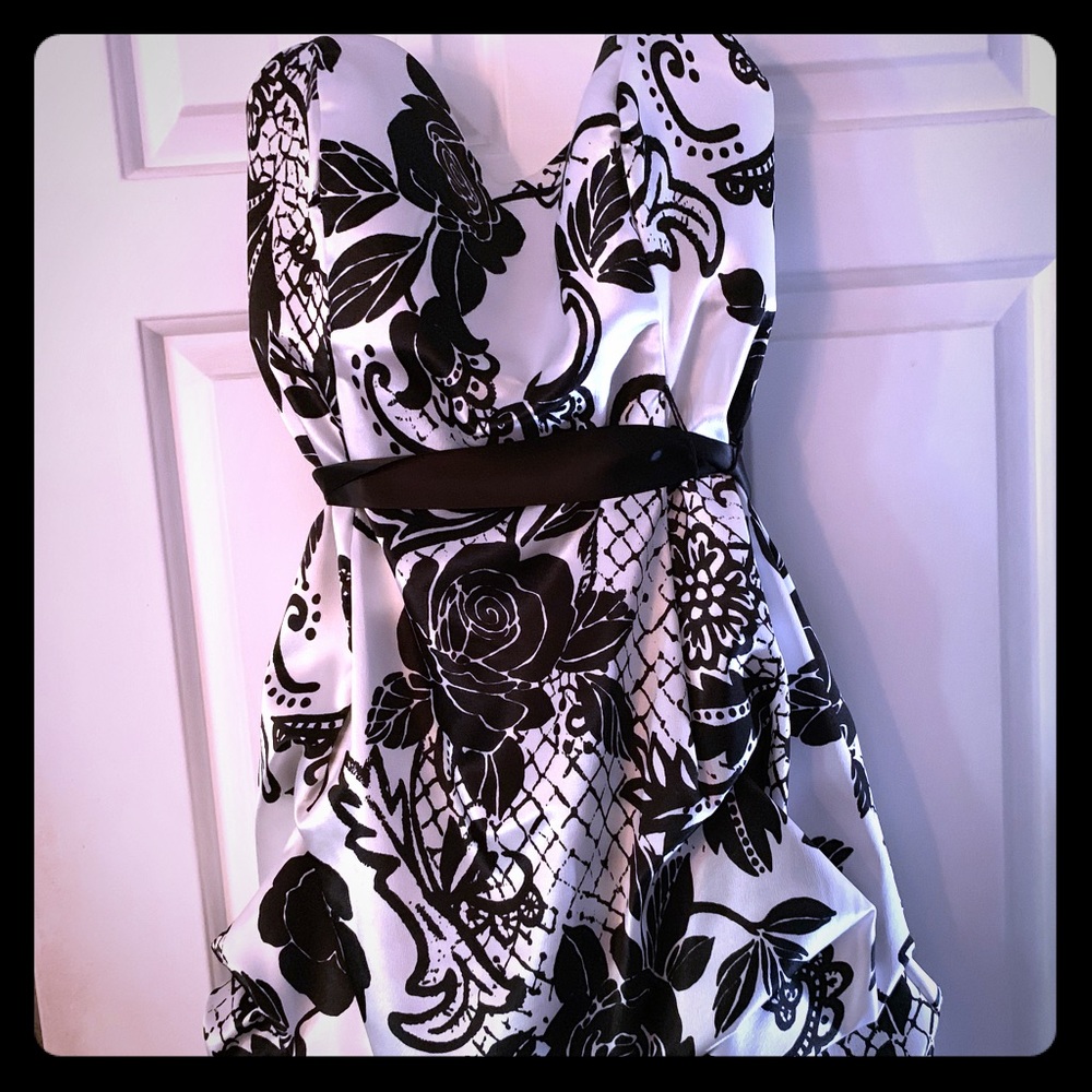 My Michelle white w/ black roses, strapless dress